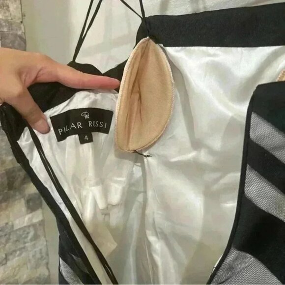 90s designer Pilar Rossi Couture Gown. Size 4 - Picture 9 of 13